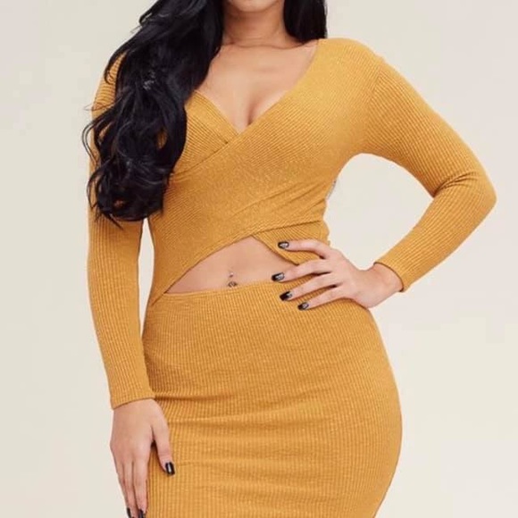 Mustard yellow dress! - Picture 1 of 2
